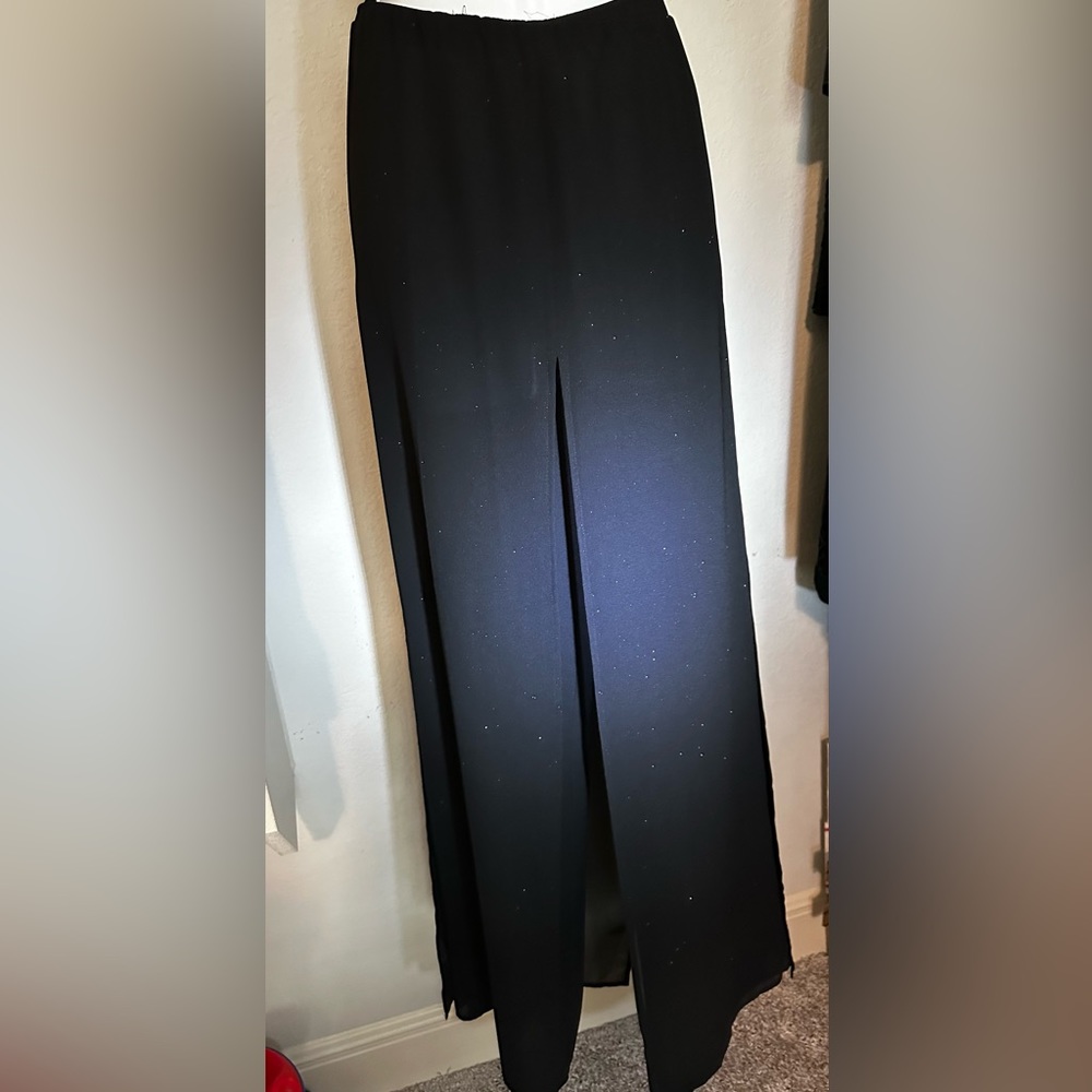 Evening pants with skirt overlay. Chiffon.